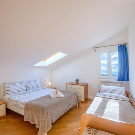 Appartamento Pesco "A Casa Felice" Pietra Ligure Exterior foto